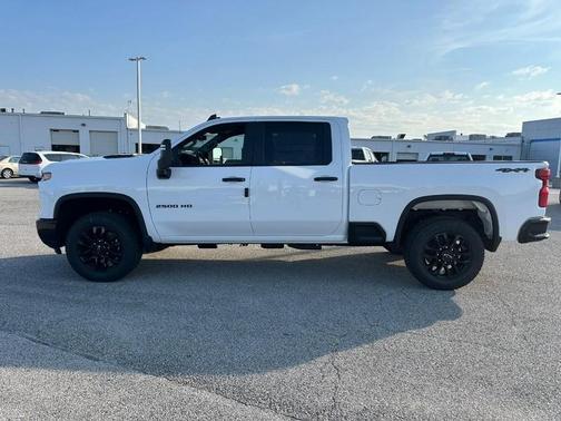 2025 Chevrolet Silverado 2500 Custom
