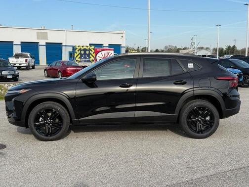 Mosaic Black Metallic 2026 Chevrolet Trax ACTIV