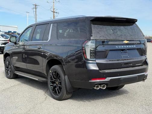 2025 Chevrolet Suburban Premier