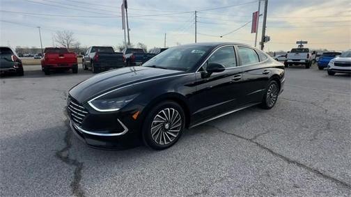 2023 Hyundai SONATA Hybrid Limited