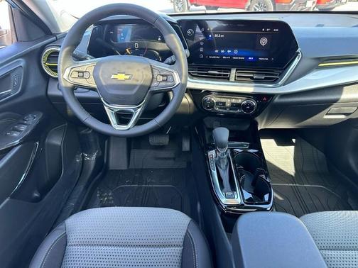 Blue Metallic 2026 Chevrolet Trax LT