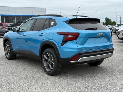 Blue Metallic 2026 Chevrolet Trax LT