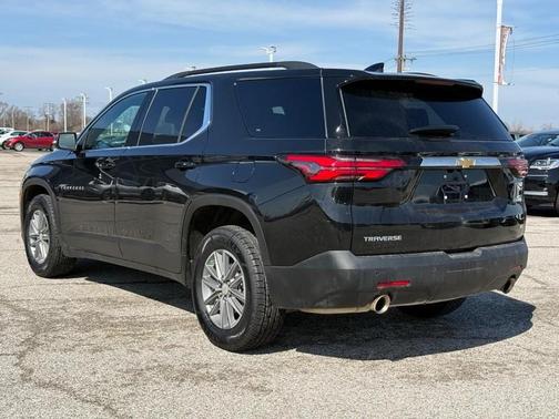 2022 Chevrolet Traverse LT Cloth