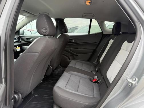 Sterling Gray Metallic 2026 Chevrolet Trax LS