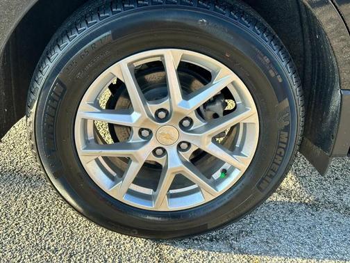 Mosaic Black Metallic 2023 Chevrolet Equinox 1LT
