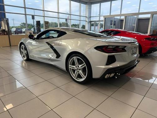 2026 Chevrolet Corvette Stingray w/1LT