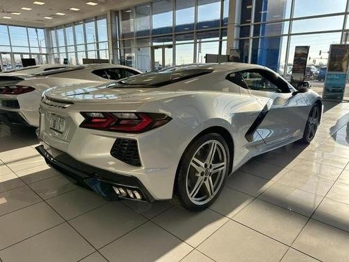 2026 Chevrolet Corvette Stingray w/1LT