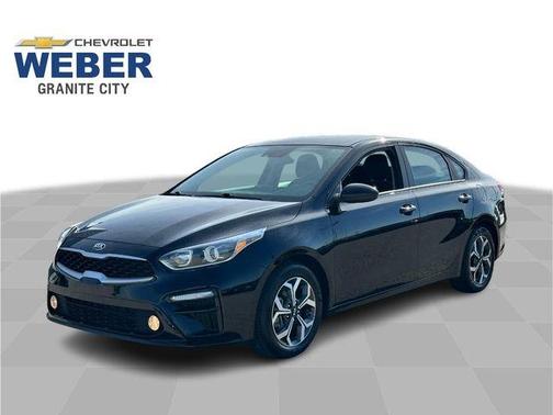 Aurora Black Pearl 2021 Kia Forte LXS