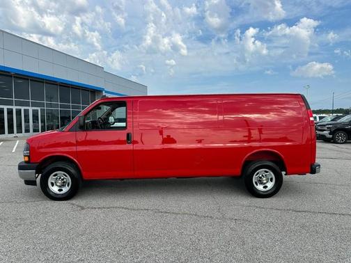 2025 Chevrolet Express 2500 Work Van