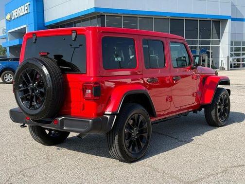 2025 Jeep Wrangler 4xe Sahara