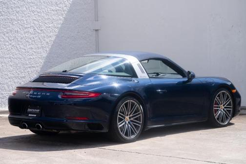 2019 Porsche 911 Targa 4S