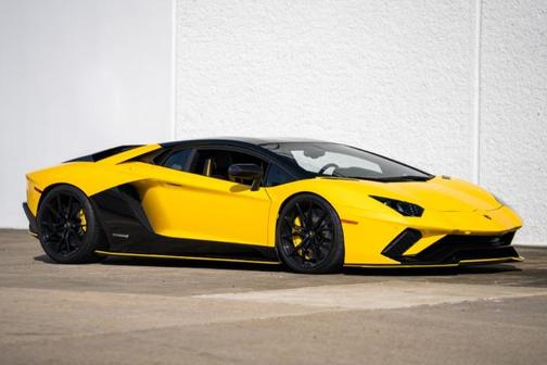 2018 Lamborghini Aventador S Base