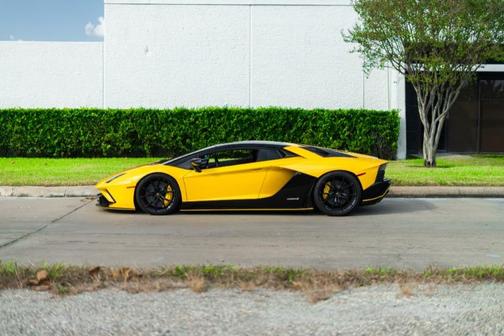 2018 Lamborghini Aventador S Base