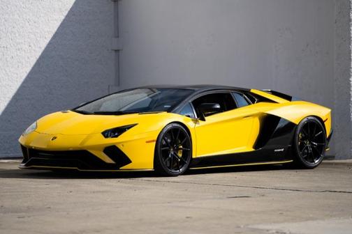 2018 Lamborghini Aventador S Base