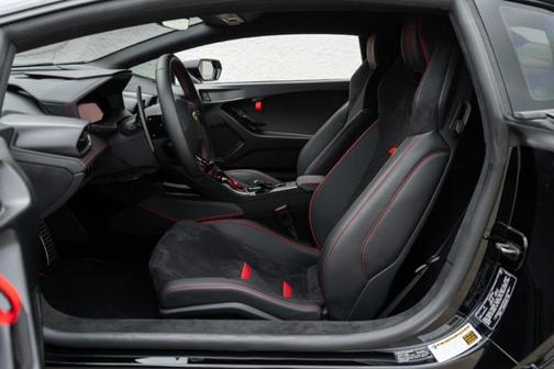 2023 Lamborghini Huracan Tecnica Base