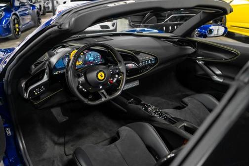 2022 Ferrari SF90 Spider Base