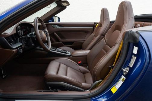 2021 Porsche 911 Carrera S