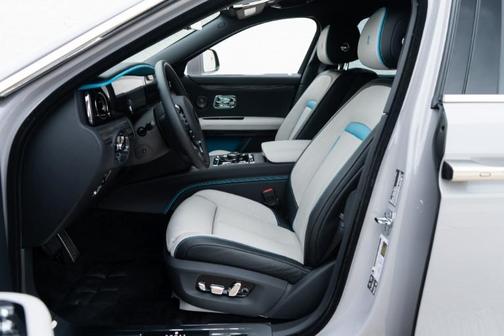 2025 Rolls-Royce Ghost Base