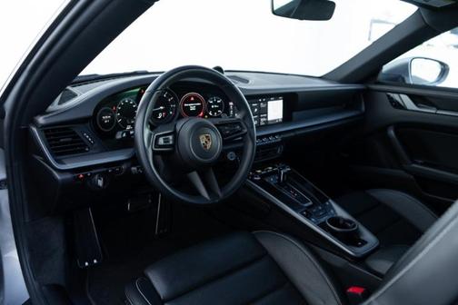 2020 Porsche 911 Carrera 4S