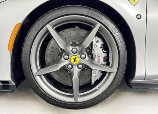 2022 Ferrari F8 Tributo Base