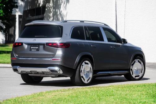 2024 Mercedes-Benz Maybach GLS 600 4MATIC