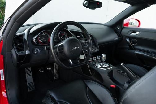 2011 Audi R8 5.2 quattro Spyder