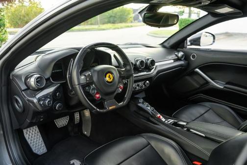 2015 Ferrari F12berlinetta Base