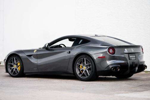 2015 Ferrari F12berlinetta Base
