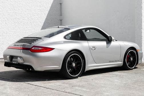 2012 Porsche 911 Carrera 4 GTS