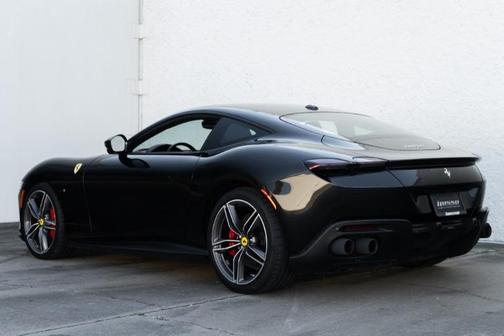 2023 Ferrari Roma Base