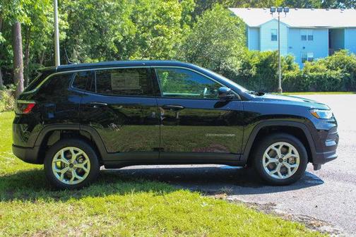 2025 Jeep Compass Sport