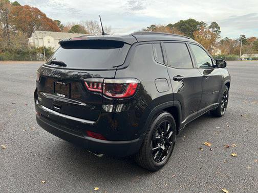 2022 Jeep Compass Altitude FWD