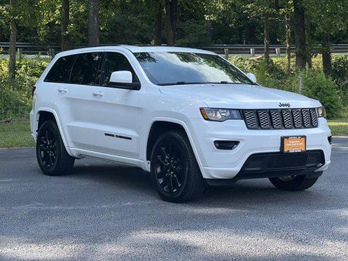 2020 Jeep Grand Cherokee Altitude