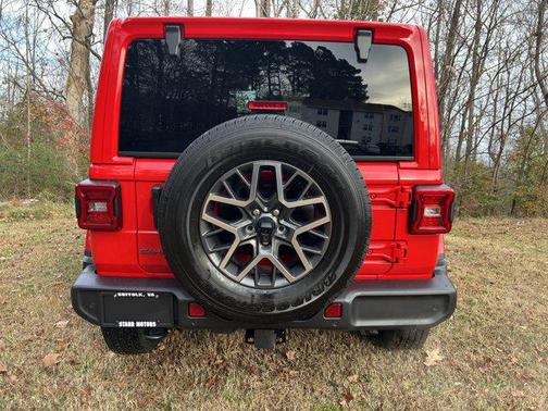 2026 Jeep Wrangler 4-Door Sahara 4x4