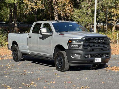 2026 RAM 2500 Tradesman Crew Cab 4x4 8' Box