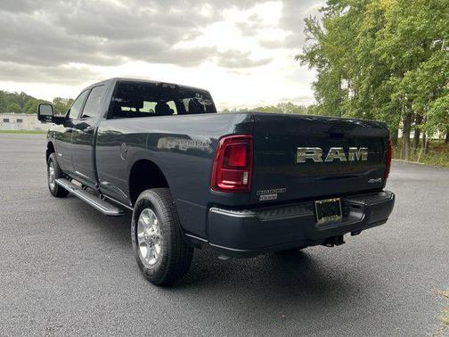 2026 RAM 2500 Big Horn Crew Cab 4x4 8' Box