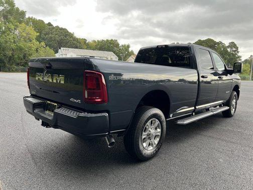 2026 RAM 2500 Big Horn Crew Cab 4x4 8' Box