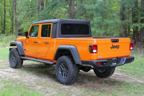 2025 Jeep Gladiator Sport S