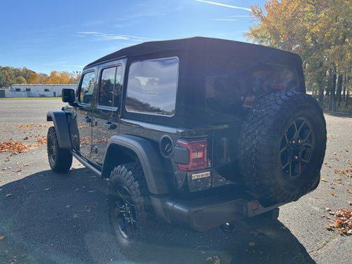 2024 Jeep Wrangler Willys