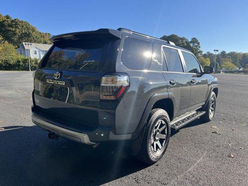 2024 Toyota 4Runner TRD Off Road