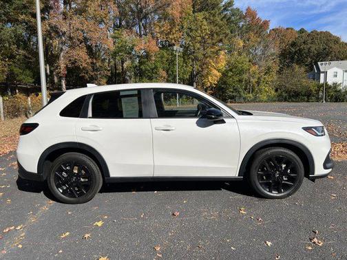 2025 Honda HR-V AWD Sport