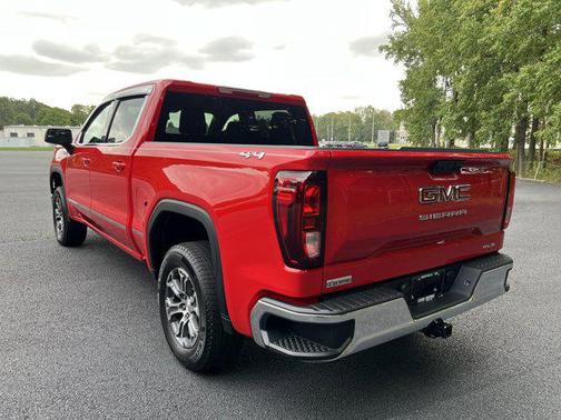 2023 GMC Sierra 1500 SLE