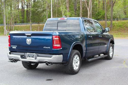 2022 RAM 1500 Laramie Crew Cab 4x4 57' Box