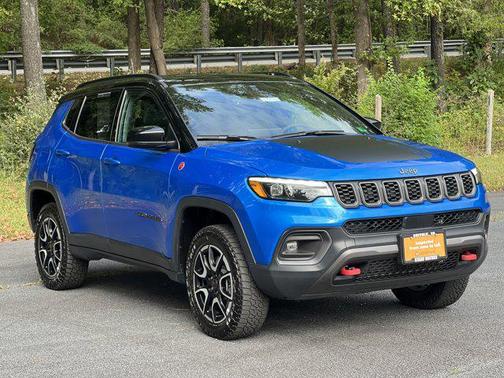 2025 Jeep Compass Trailhawk 4x4