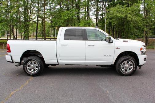 2024 RAM 2500 Laramie Crew Cab 4x4 64' Box