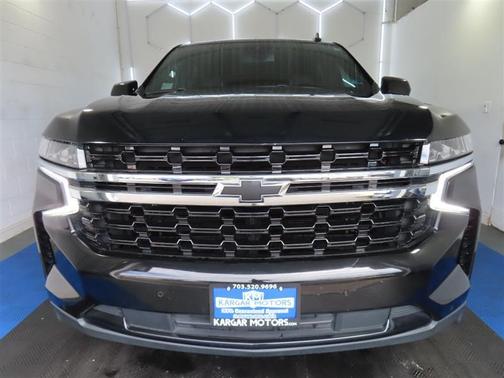 Black 2023 Chevrolet Suburban RST