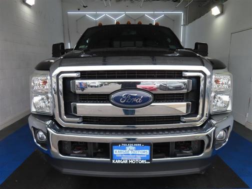 Black 2015 Ford F-250 Lariat