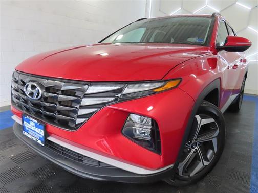 Red 2023 Hyundai TUCSON SEL