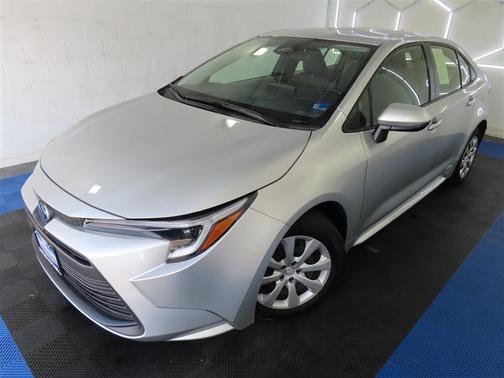 2025 Toyota Corolla Hybrid LE