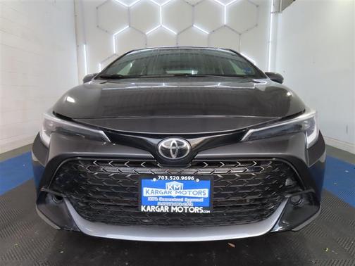 Gray 2024 Toyota Corolla Hatchback SE